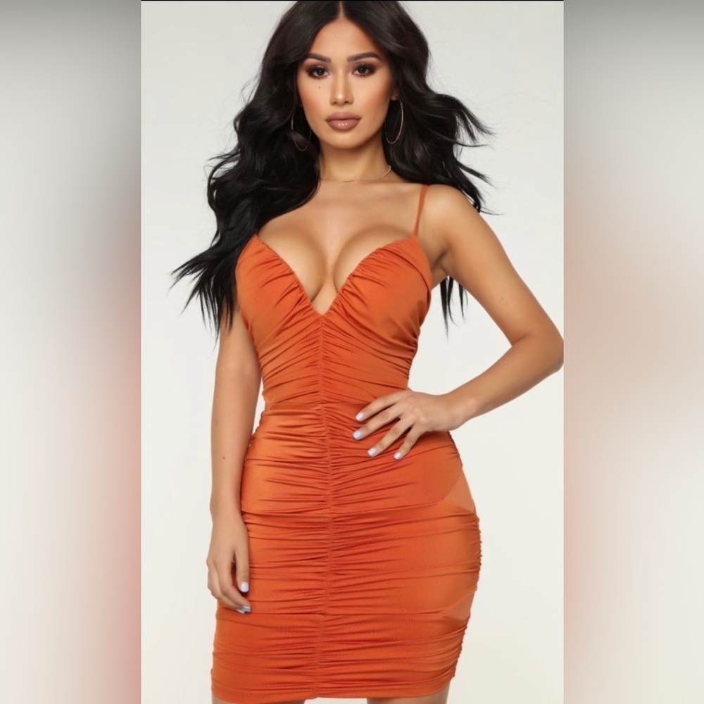 Fashion Nova Dress (Small)